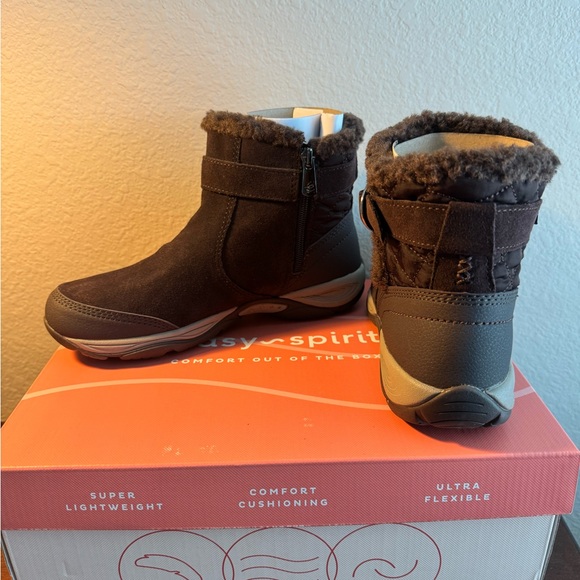 Easy Spirit Elk, Medium, Wide, Winter Boot, Dark Brown Suede - Picture 2 of 4
